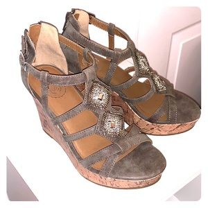 SO wedge sandals - never worn!
